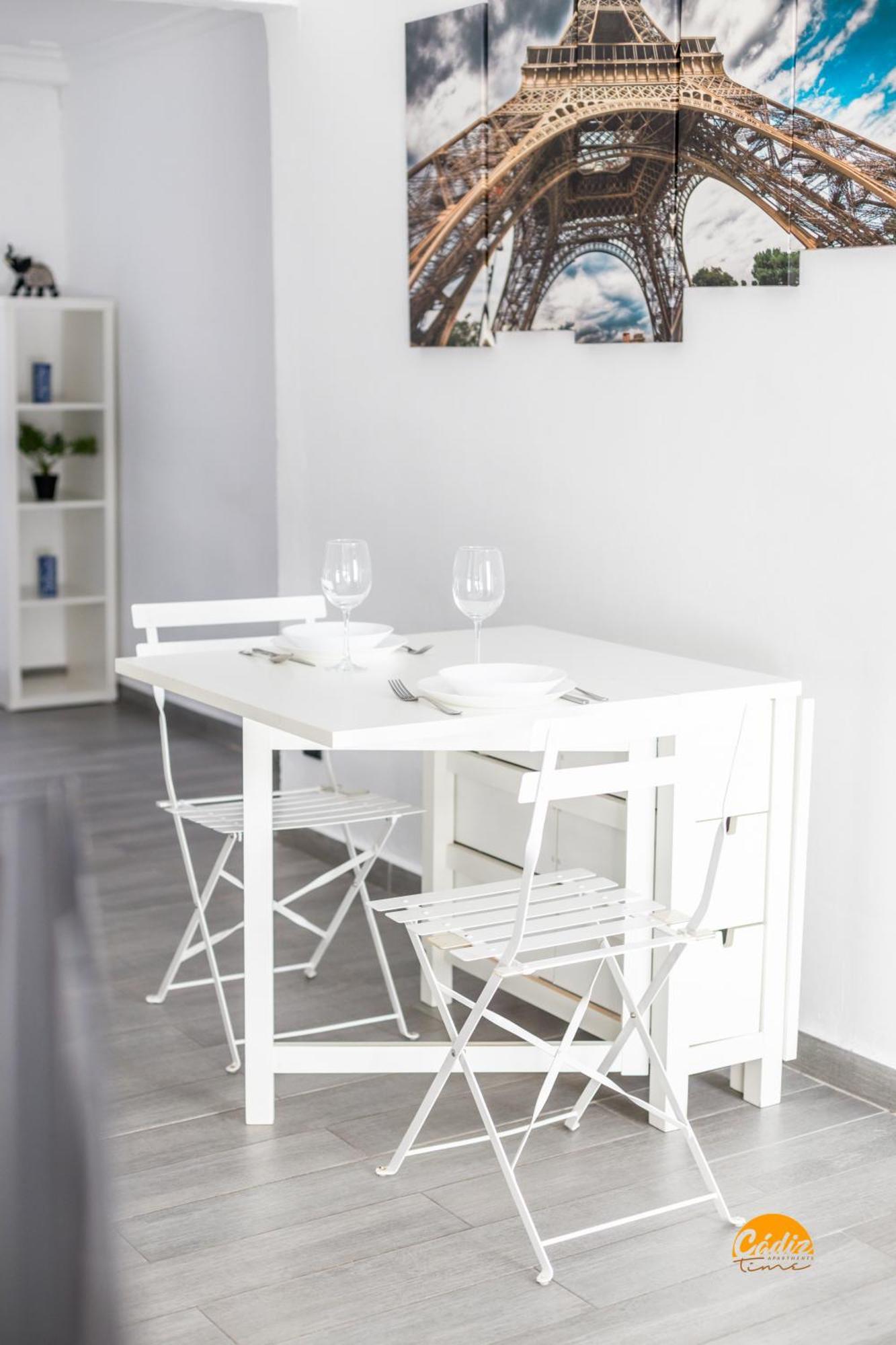 Modern Haven Loft By Cadiz Time Lägenhet Exteriör bild